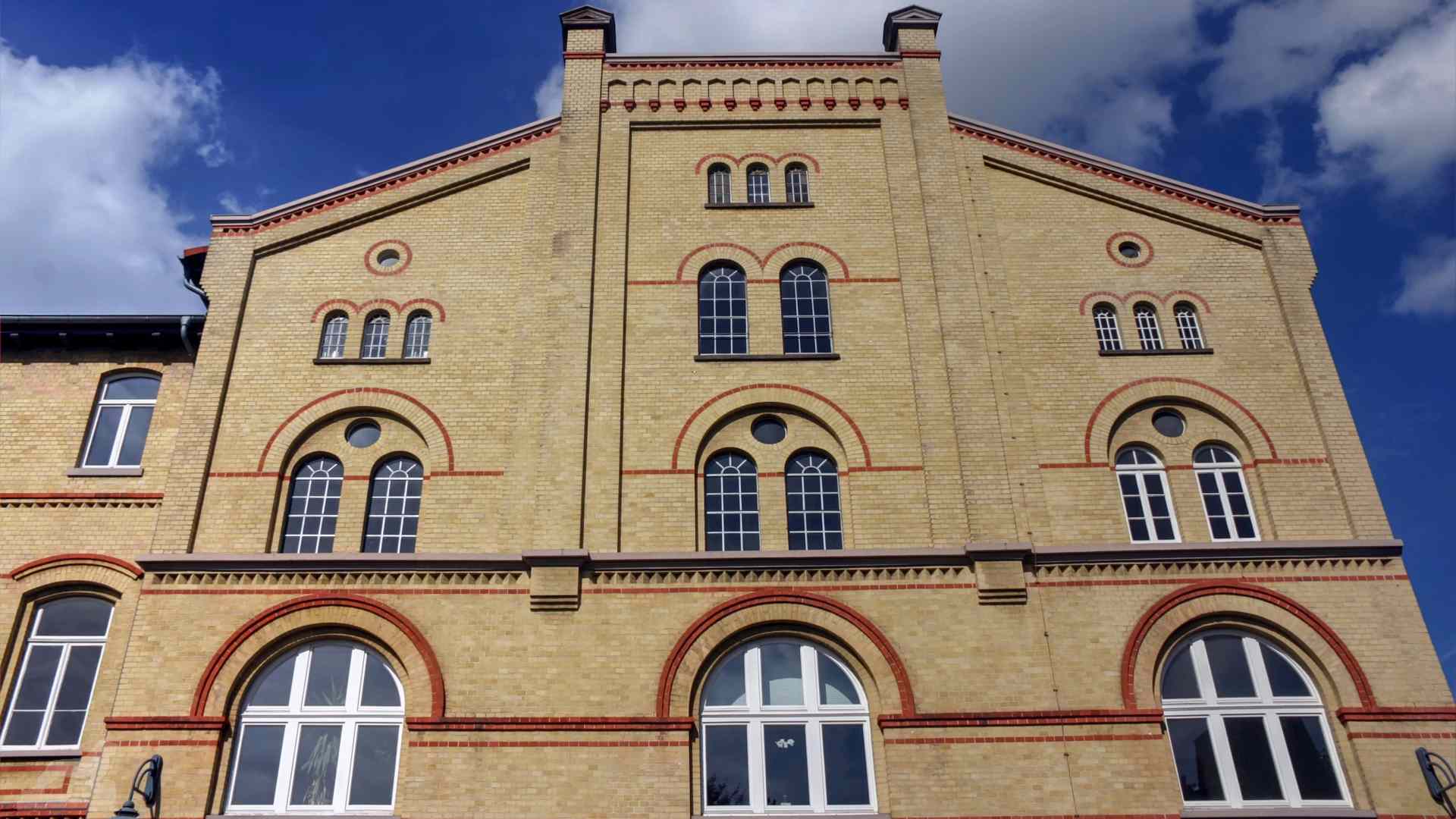 Schimmelhof (ehemalige Schimmel-Pianoforte-Fabrik)