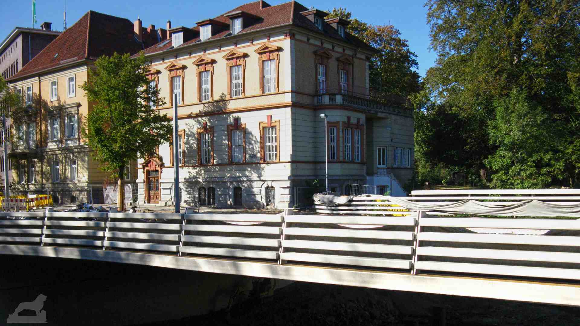 Fallersleber Torwall-Brücke - kurz_vor_Fertigstellung