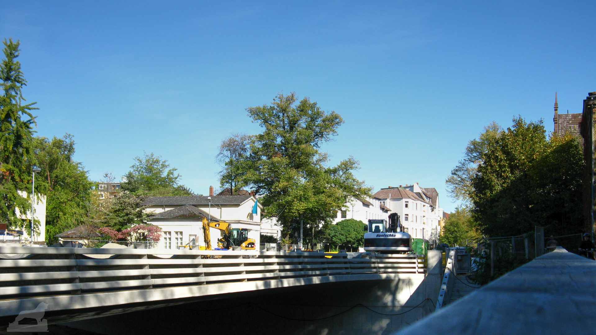 Fallersleber Torwall-Brücke - kurz_vor_Fertigstellung