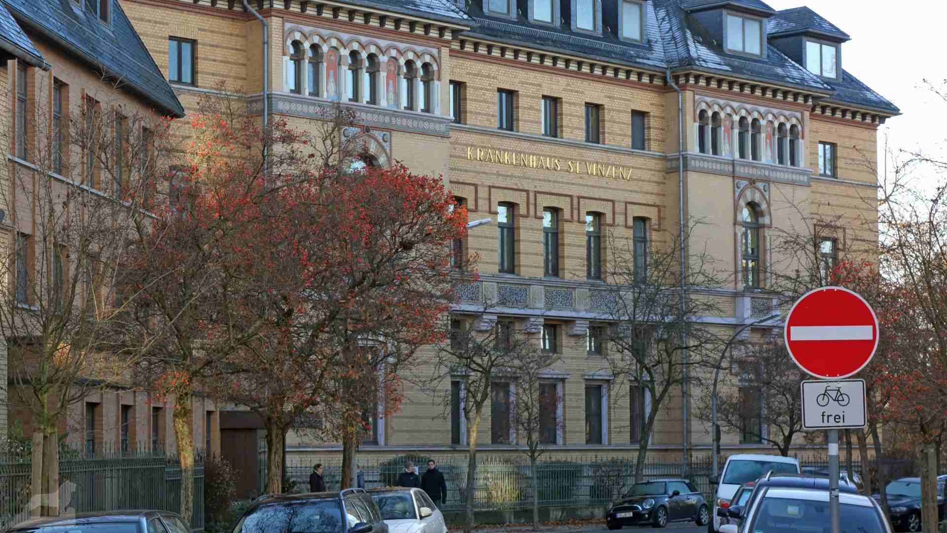 ehemaliges St. Vinzenz-Krankenhaus (heute Seniorenheim) in der Bismarckstraße