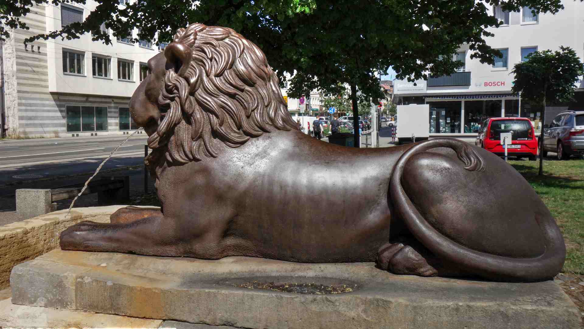 Löwenbrunnen an der Katharinenkirche