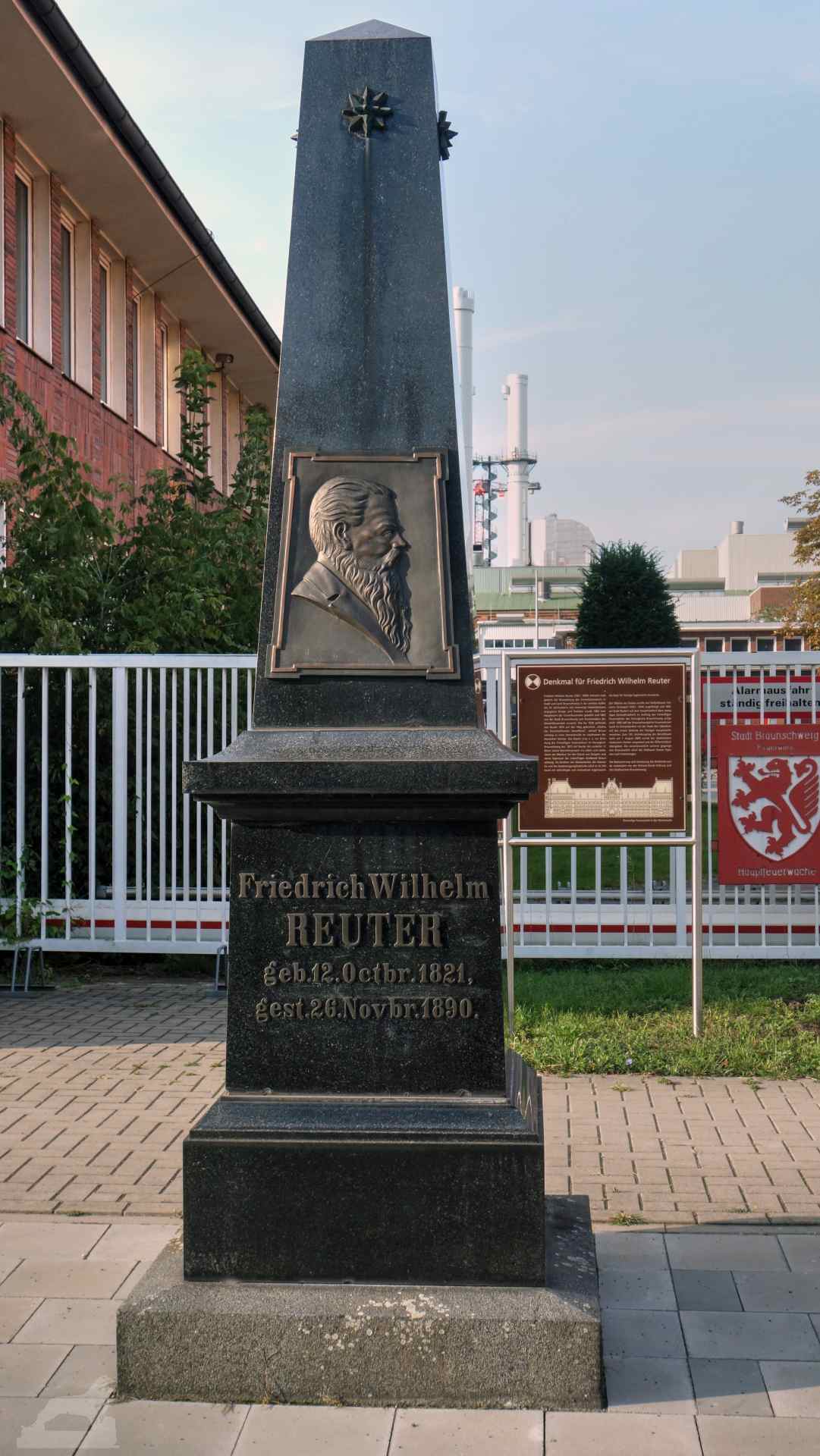 Friedrich-Wilhelm-Reuter-Denkmal