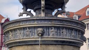 Marienbrunnen auf dem Altstadtmarkt