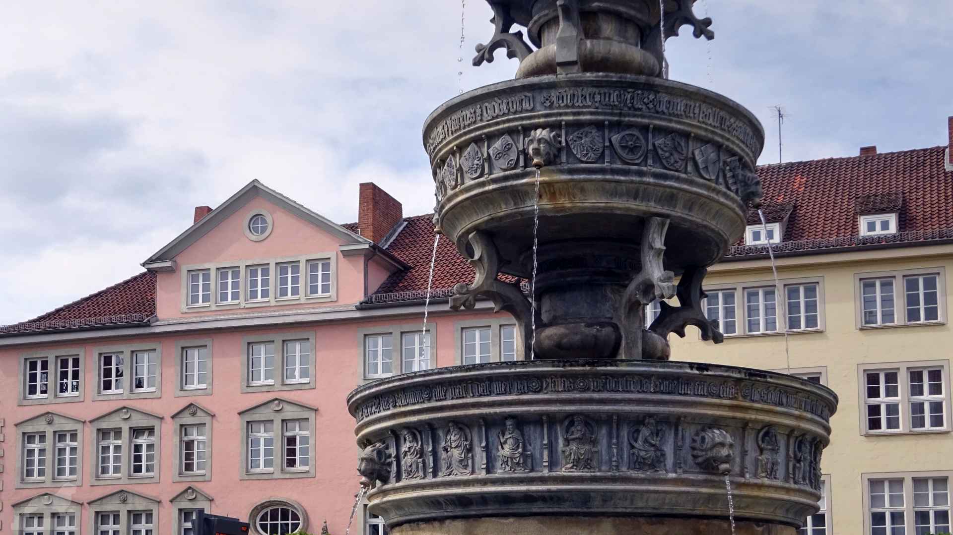 Marienbrunnen auf dem Altstadtmarkt