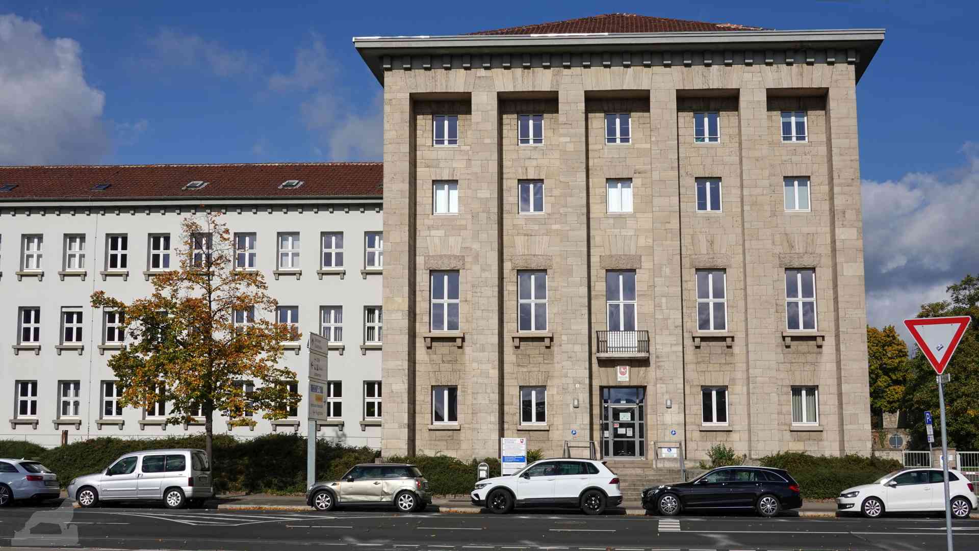 ehemaliges Stabsgebäude der 31. Infanterie-Division in der Schillstraße