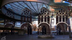 Altstadtrathaus gemischt mit Haupteingang Stadthalle