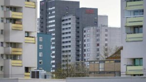 Ring-Center eingequetscht zwischen Iduna-Hochhäusern