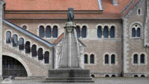 Löwe vor der Burg Dankwarderode