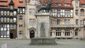 Burgplatz mit Braunschweiger Löwen