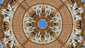 Dachfigur des Staatstheaters in 360-Grad-Darstekllung