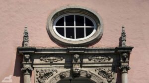 Portal des Stechinelli-Hauses