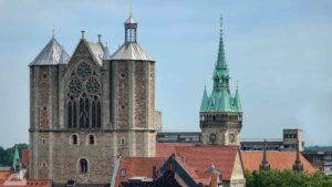 Dom St. Blasii und Rathaus