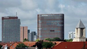 Skyline BraWo-Park mit Ring-Center und St. Johannis