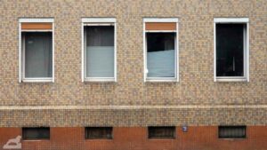 Kachelfassade am Mittelweg