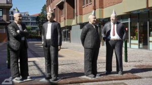 Lechner-Figuren am Packhof