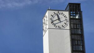 Uhrenturm in der Bebelhof-Siedlung
