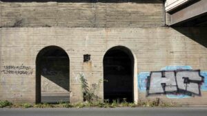 Eisenbahnbrücke in der Salzdahlumer Straße