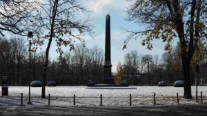 Obelisk am Löwenwall