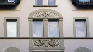 Jugendstil-Fensterfassaden der Nußbergstraße