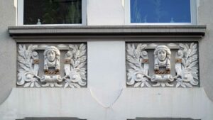 Jugendstil-Fassade in der Karl-Marx-Allee