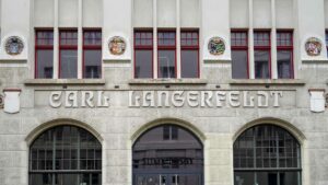 Fassade des Langerfeldt Haus am Apapenstieg