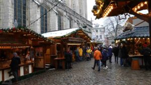 Weihnachtsmarktbuden an den Münzstraße