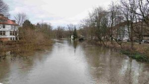 Okerhochwasser im Dezember 2023 an der Neustadtring-Brücke