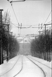 Straßenbahngleise in der Langen Straße (Januar 2001)