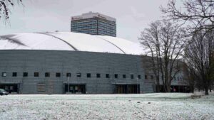 Volkswagenhalle - mit weißem statt schwarzem Dach