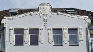 Jugendstilfassade in der Wilhelm-Bode-Straße