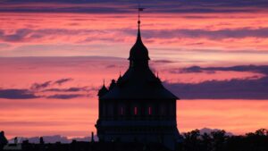 Wasserturm am Giersberg im Premium-Abendhimmel