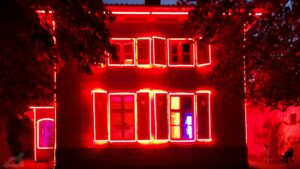Lichtparcours 2016 - "But no one's home"