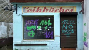 ehemlaiger Leihbücher-Laden in der Kreuzstraße