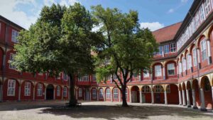 Wolfenbüttel ♦ Schloß - Innenhof