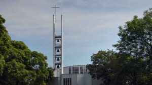 Wolfsburg ♦ Heilig-Geist-Kirche