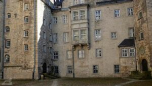Wolfsburg ♦ Schloß (Innenhof)
