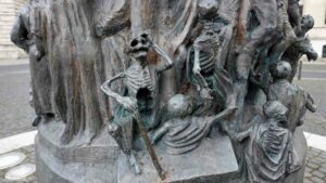 Christussäule - 2000 Jahre Christentum