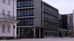 Wolfsburg ♦ Rober-Koch-Platz - Ostfalia