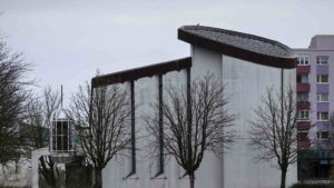 Wolfsburg - Westhagen ♦ Bonhoeffer Kirche