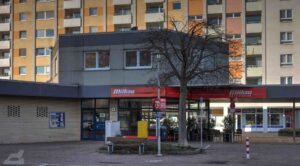 Einkaufszentrum Jenastieg (BS-Heidberg)