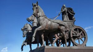 Quadriga mit Brunonia