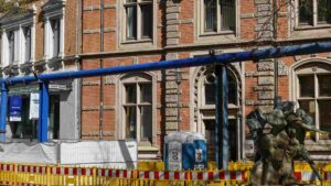 Rohrleitungen an der Baustelle in der Friedirch-Wilhelm-Straße