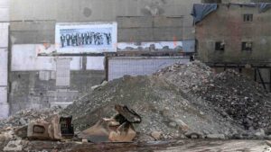 Die Reste der ehemaligen Burgpassage (Anfang November 2025)