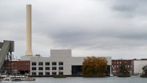 Wolfsburg ♦ Volkswagen - Hafenbecken