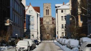 Blick durch die Olfermannstraße auf St. Pauli