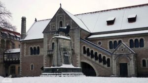 Burg Dankwarderode mit Burglöwe