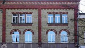 alte Industrie-Fassade an der Frankfurter Straße