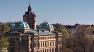 Herzog-Anton-Ulrich-Museum vor Wasserturm am Giersberg