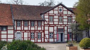 Wolfsburg ♦ Schloß - Remise