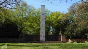 Wolfsburg ♦ Vertriebenenmahnmal am Klieversberg